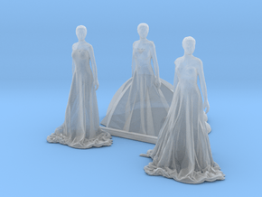S Scale Long Dress Females in Clear Ultra Fine Detail Plastic