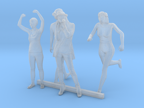 O Scale Standing Women 2 in Clear Ultra Fine Detail Plastic