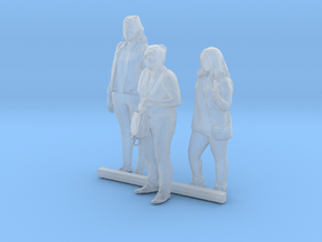 O Scale Standing Women 7 in Clear Ultra Fine Detail Plastic