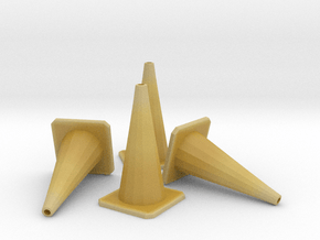 1/24 Traffic Cones X4 in Tan Fine Detail Plastic