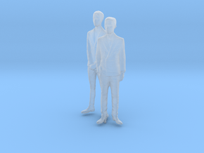 1/87 Two Men in Suit in Tan Fine Detail Plastic