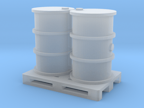 200 Liter Fässer auf Europalette - 1:120 in Clear Ultra Fine Detail Plastic