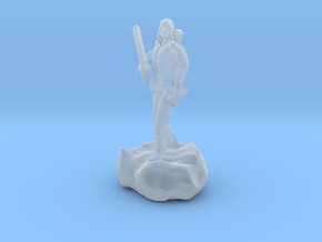 Male Halfling Bard With Rapier and Lutebow in Clear Ultra Fine Detail Plastic