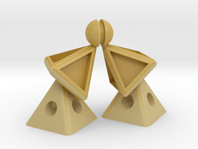Pyramid Kiss in Tan Fine Detail Plastic