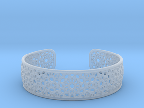 Open Flower Pattern Bracelet in Clear Ultra Fine Detail Plastic