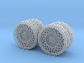 Airless Tires 1:35 - pattern 2 in Clear Ultra Fine Detail Plastic