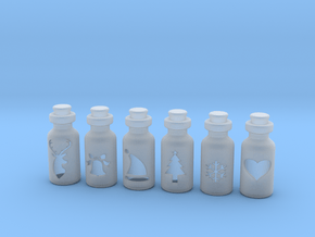 Small Bottles in Clear Ultra Fine Detail Plastic