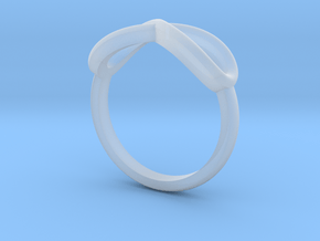 Simple infinity ring  in Clear Ultra Fine Detail Plastic