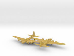 B-17G Flying Fortress (WW2) in Tan Fine Detail Plastic: 1:700