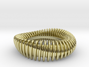 WAVE TWIST wide ring size 8 in 18k Gold Plated Brass