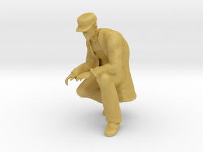 Man Kneeling: Long Coat & Cap in Clear Ultra Fine Detail Plastic: 1:22.5