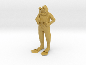 Diver Typ A in Tan Fine Detail Plastic: 1:25