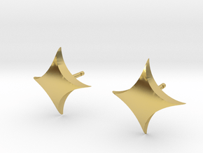 star earrings 15mm in Polished Brass