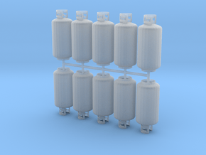 40lb propane tanks in Clear Ultra Fine Detail Plastic: 1:35