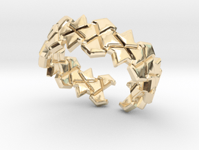 X tiled ring in 9K Yellow Gold 