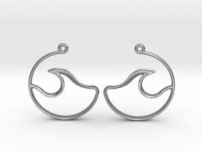Wave Amulet I - Drop Earrings in Natural Silver