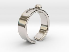 Notched ring in Rhodium Plated Brass