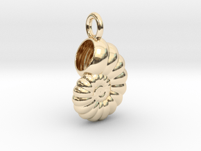 Seashell Pendant in 14k Gold Plated Brass