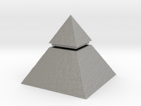 Pyramid Box in Accura Xtreme