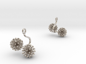 Earrings with two small flowers of the Garlic in Rhodium Plated Brass