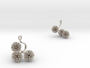 Earrings with three small flowers of the Garlic in Rhodium Plated Brass