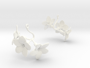 Earrings with three large flowers of the Melon in White Processed Versatile Plastic