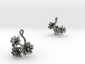 Earrings with three small flowers of the Peach in Polished Silver