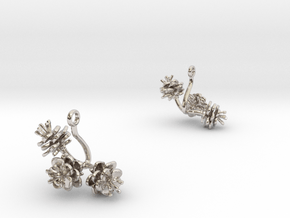 Earrings with three small flowers of the Peach Inv in Rhodium Plated Brass