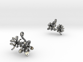 Earrings with two small flowers of the Raspberry in Polished Silver