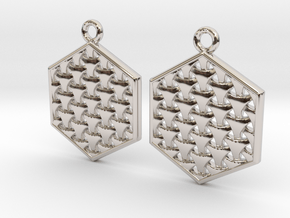Knitted triangles in hexa in Rhodium Plated Brass