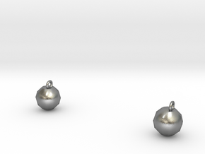 Xmas Ball Earrings in Natural Silver