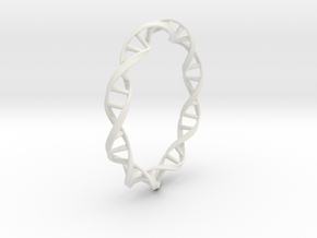 DNA moebius bracelet (medium) in White Natural Versatile Plastic