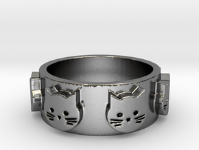 Ring of Seven Cats Ring Size 6.5 in Polished Silver