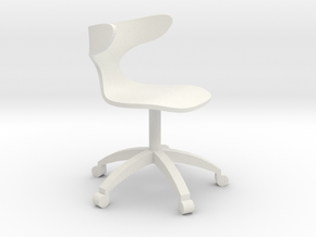 1:24 Curved Bentwood ArmChair (Not Full Size) in White Natural Versatile Plastic