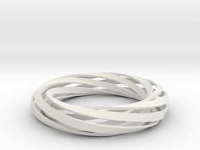 Twist Bracelet (M) in White Natural Versatile Plastic