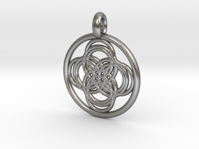 Thebe pendant in Natural Silver