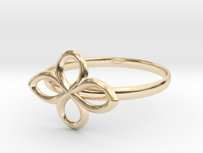 Flower Ring in 14K Yellow Gold