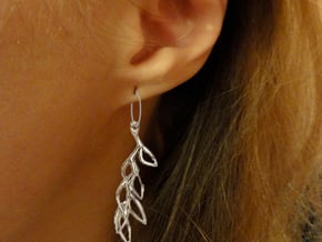 Leaf Drop Earring in Natural Silver