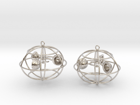 The anemometer earrings in Platinum