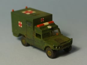 URO VAMTAC Ambulancia escala N in Tan Fine Detail Plastic