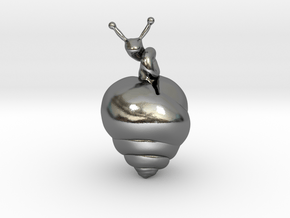 Snail Pendant in Polished Silver