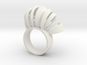 Nasu Ring Size 7 in White Natural Versatile Plastic