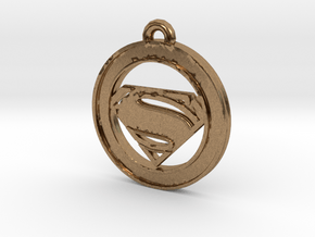 Clasic Superman Circle-pendant in Natural Brass