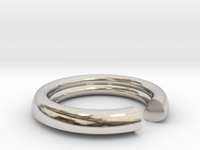 Secret Heart Ring 20x20 inner diameter in Platinum