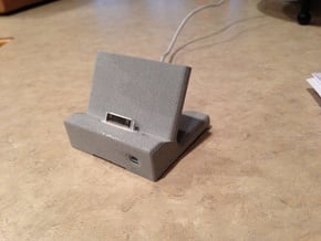 WaveGuide (an iPhone 4/ 4S Dock) in White Natural Versatile Plastic