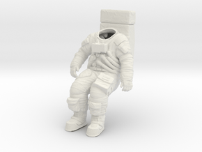 Apollo Astronaut / Sitting Position / 1:16 in White Natural Versatile Plastic