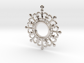 Flower shape pendant in Platinum