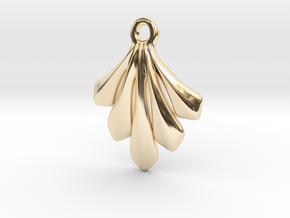 Leaf shaped pendant in 14K Yellow Gold