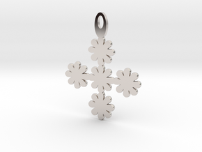 Flower pendant in Platinum