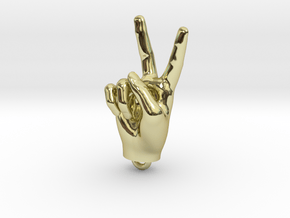 Hand pendant 30mm in 18K Gold Plated